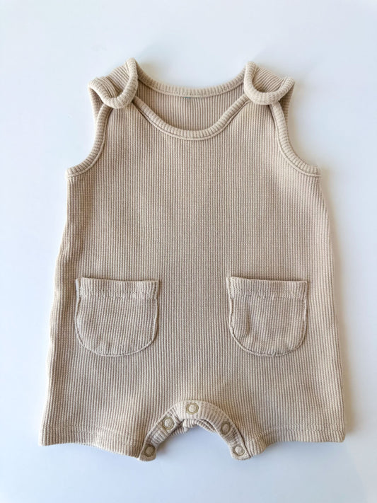 Oatmeal Waffle-Knit Romper [0-3m]