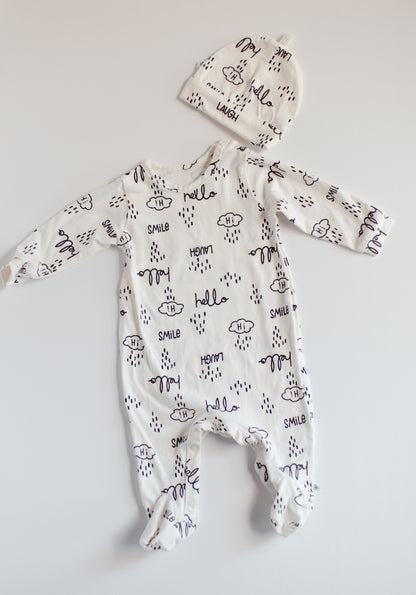 Cute Babygrow and Hat Set [0-3m]
