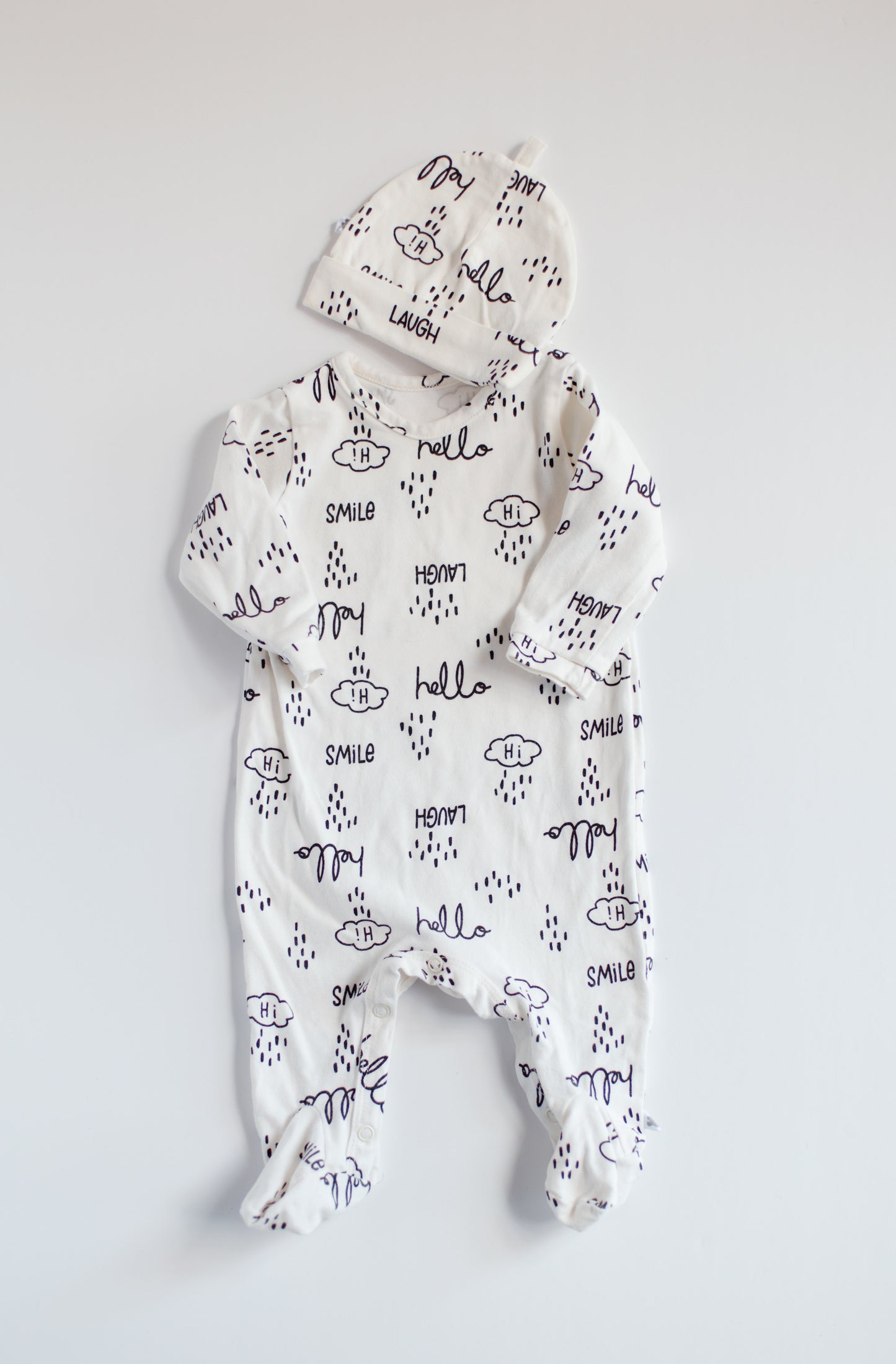 Cute Babygrow and Hat Set [0-3m]